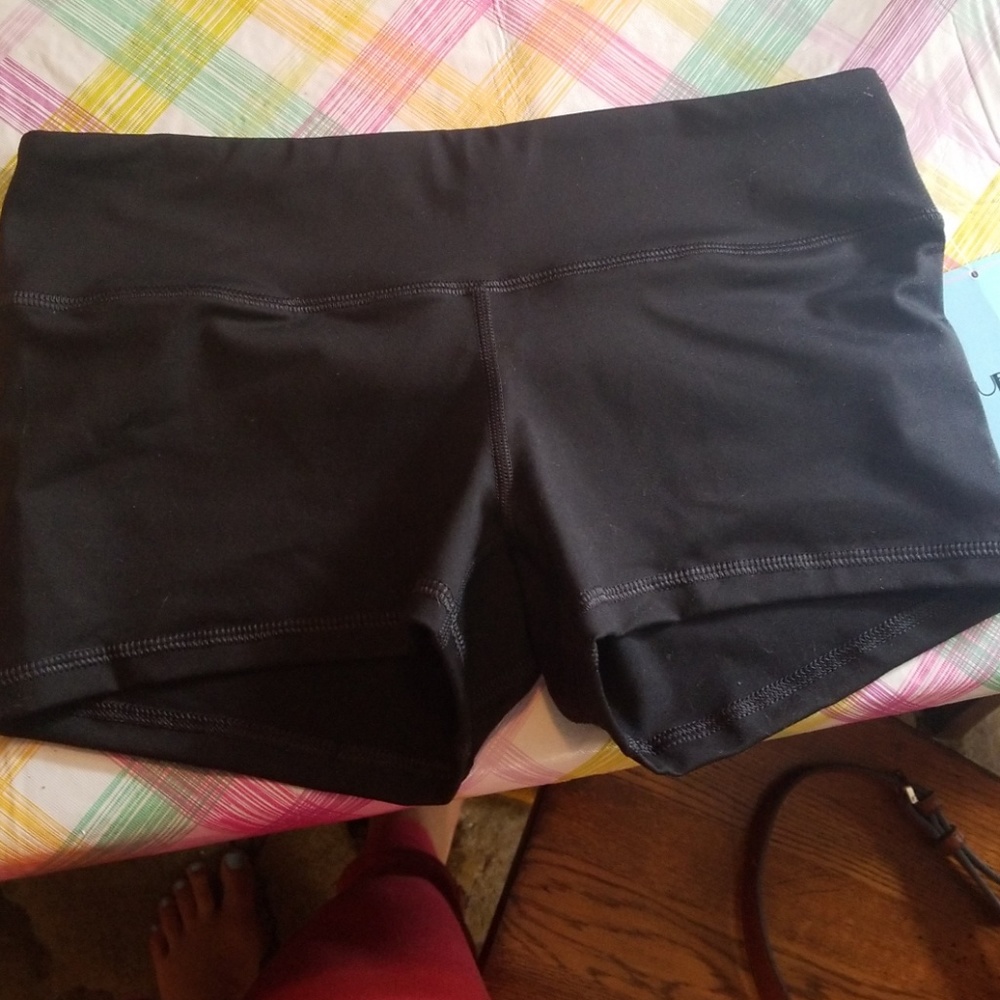 Fleo workout short
